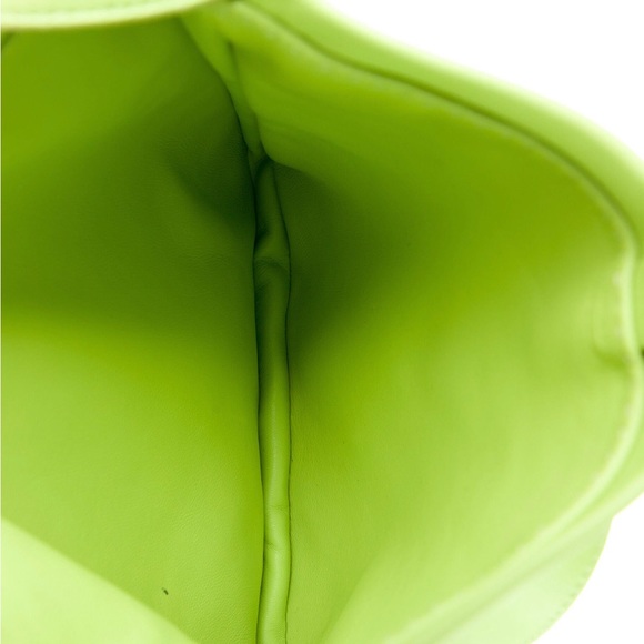 Authentic HERMES Milo Lambskin Clou De Selle Pouch in Hot Green! - Picture 5 of 6